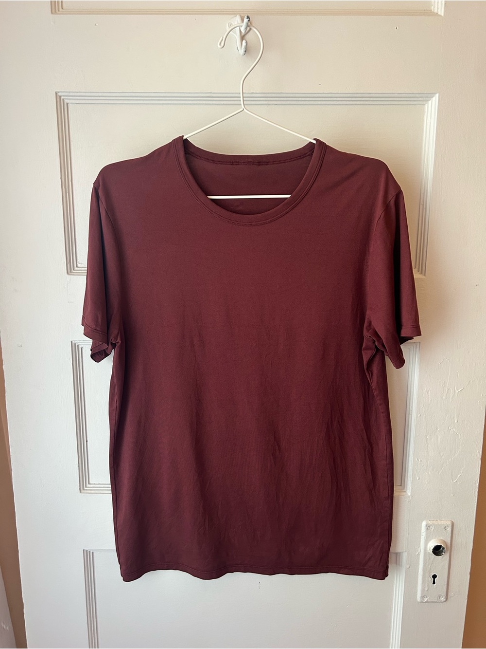Lululemon Crew Neck T-Shirt - Burgundy